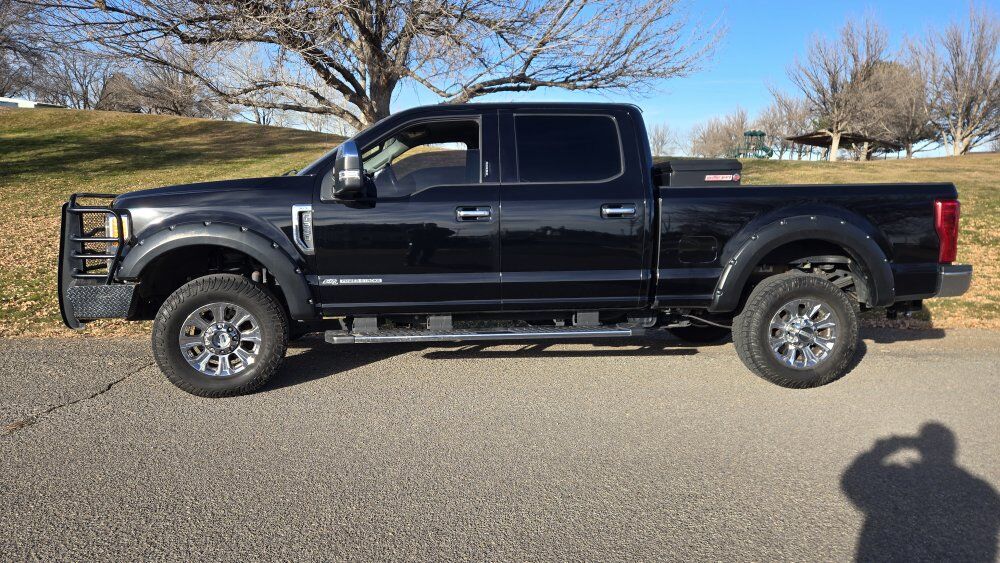 2017 Ford F-350 Super Duty XLT