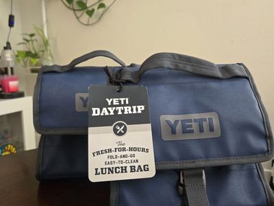 NEW YETI Daytrip Fold-and-Go Insulated Lunch Bag