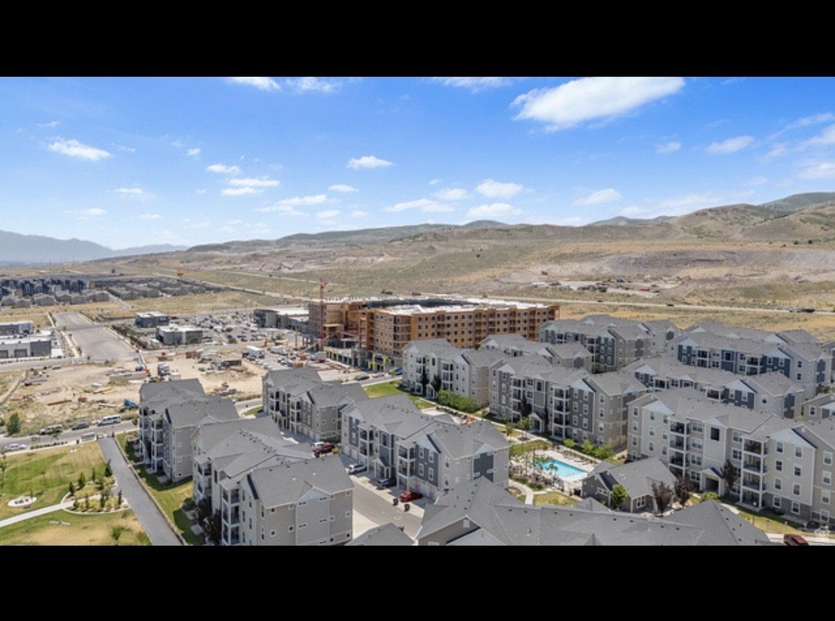 Room for rent in Herriman next to Lee’s