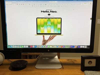27" Apple Thunderbolt Display + Apple USB-C Adapter Bundle