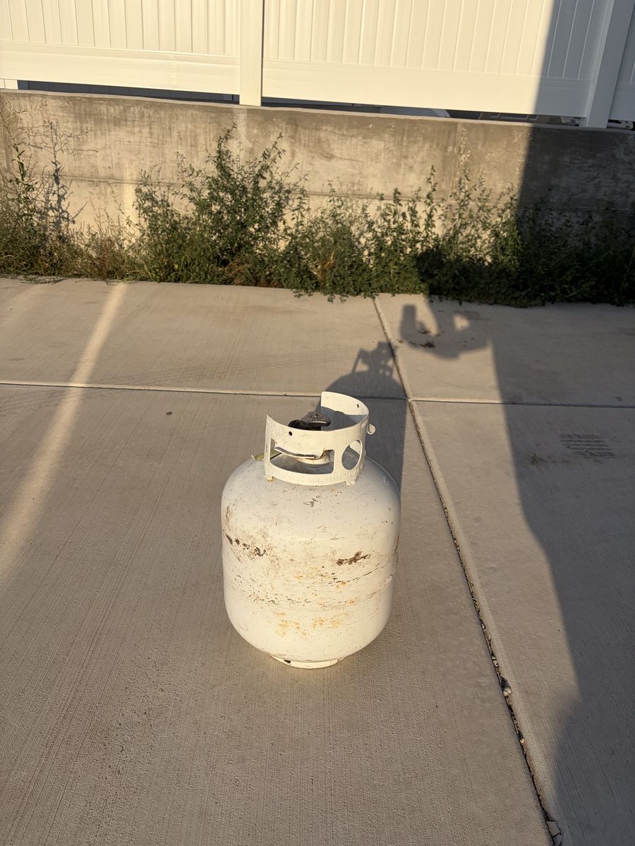 Propane tank