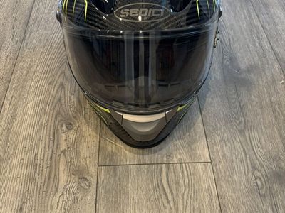 Sedici Strada Carbon Helmet