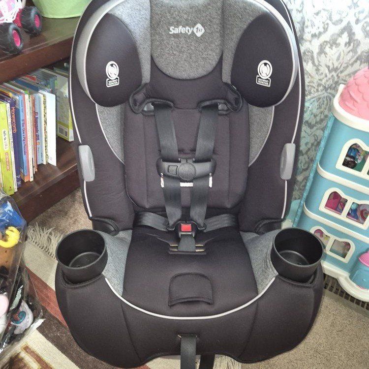 CLEAN! 2031 Safety 1st EVERFIT DLX All-in-One Convertible Car Seat Baby Toddler
