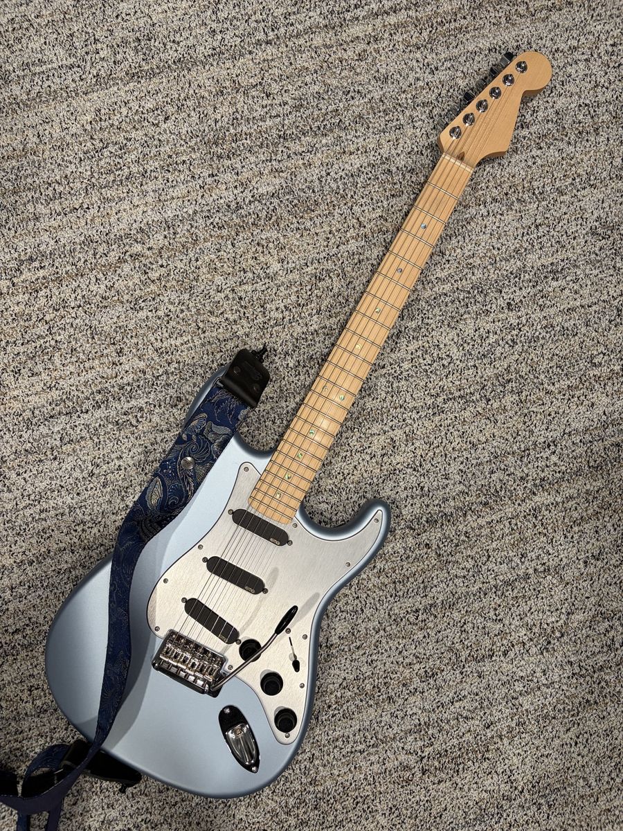 Fender Stratocaster - David Gilmour “The Red Strat” Partscaster Tribute