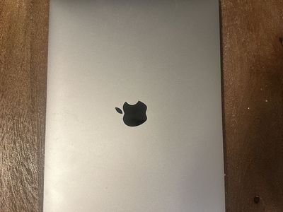Apple MacBook Pro 13-inch 2017