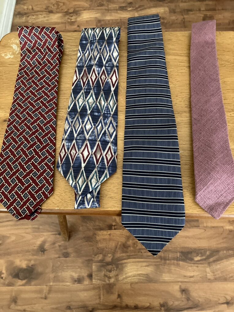 4 Vintage 1970s Ties