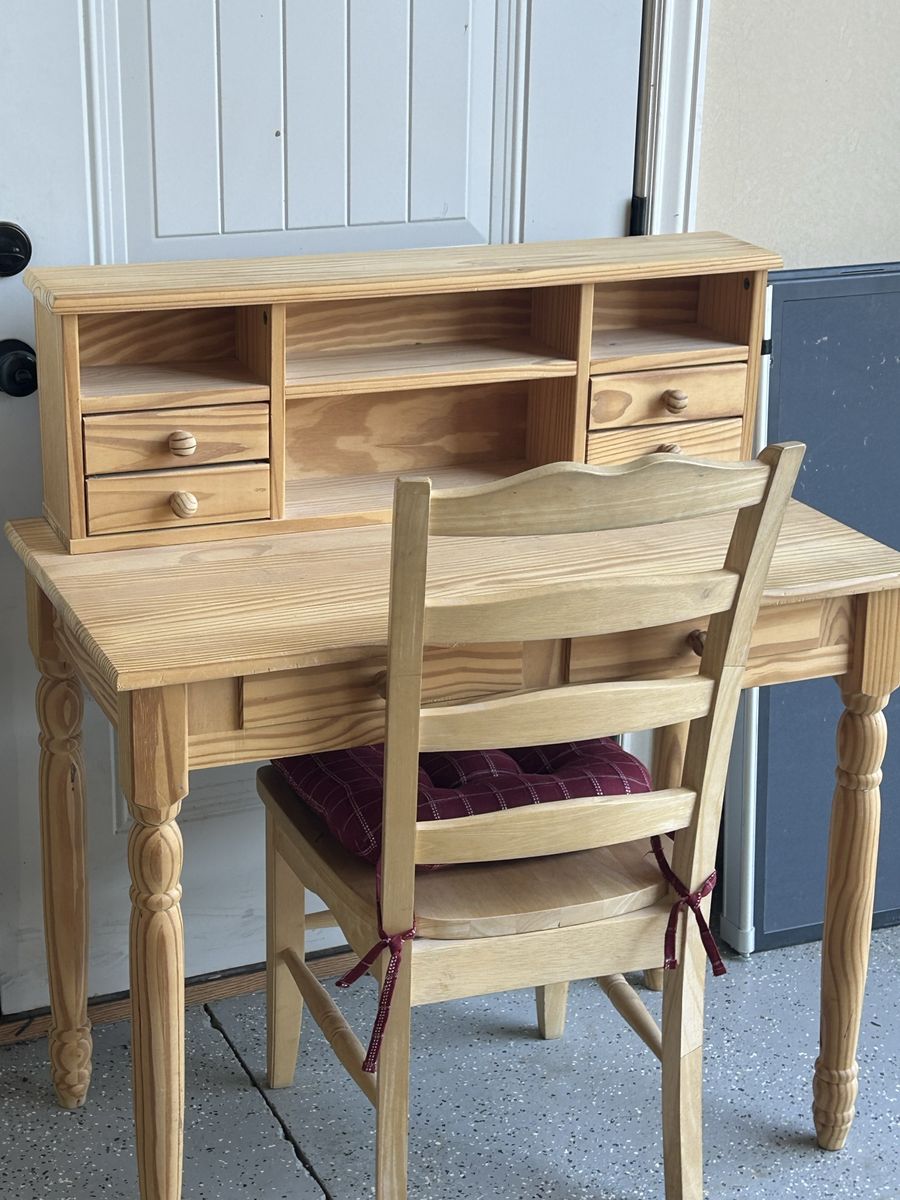 desk