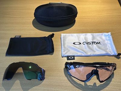 Oakley Cycling Sunglasses - PERFECT CONDITION