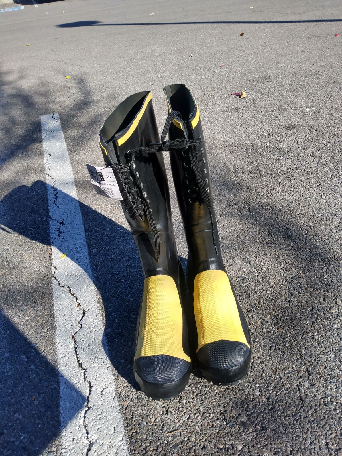 Steel toe boots by Lacrosse