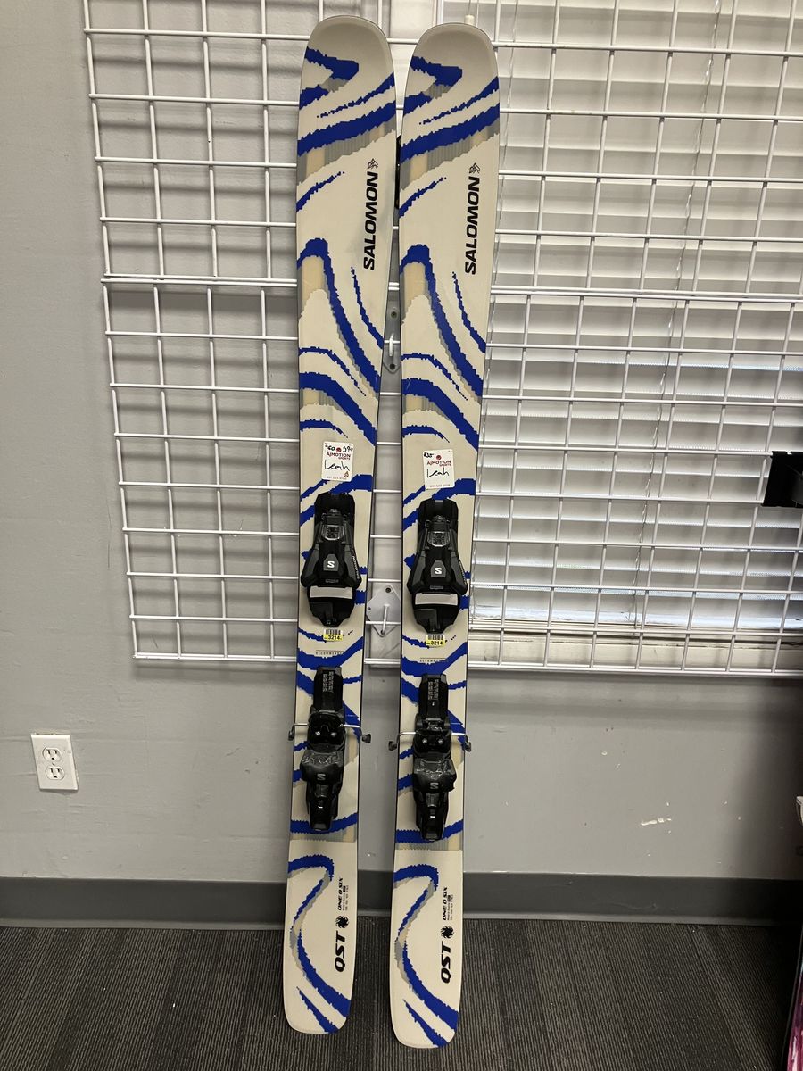 Salomon QST 106 157cm Skis w/ Salomon Strive 11 Binding- Lightly Used 2026