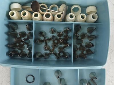 Large Assorted Cake Decorating Tips Set with Couplers and Organizer Case