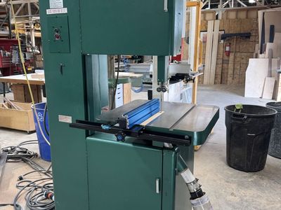 Powermatic Industrial Bandsaw 20” model 81