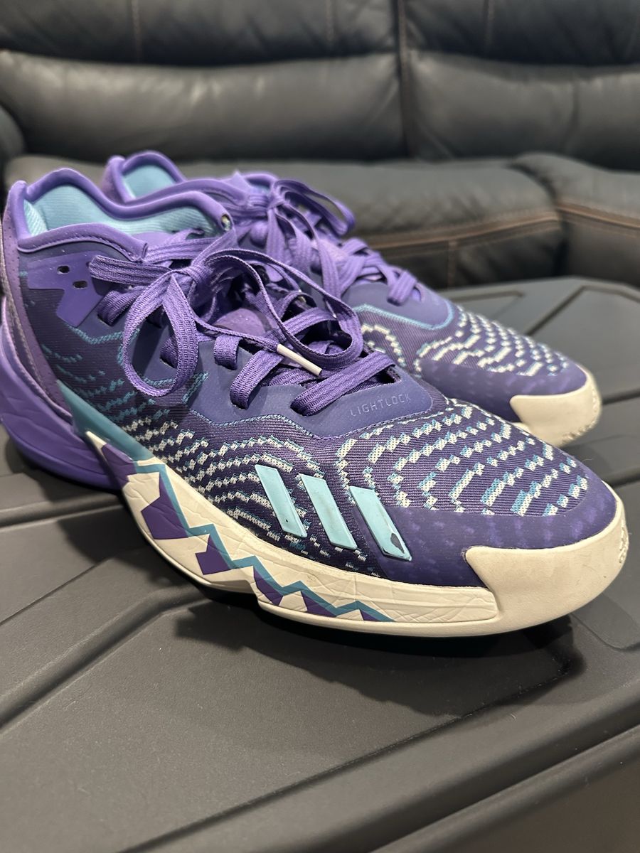 DON issue 4 size 11 Purple Mountain colorway