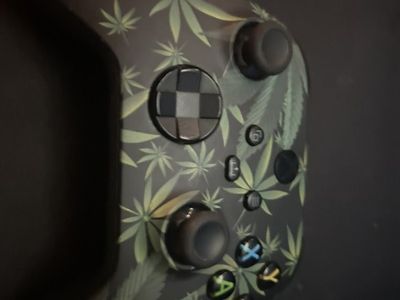 Cannabis leaf controller with Strike Pack