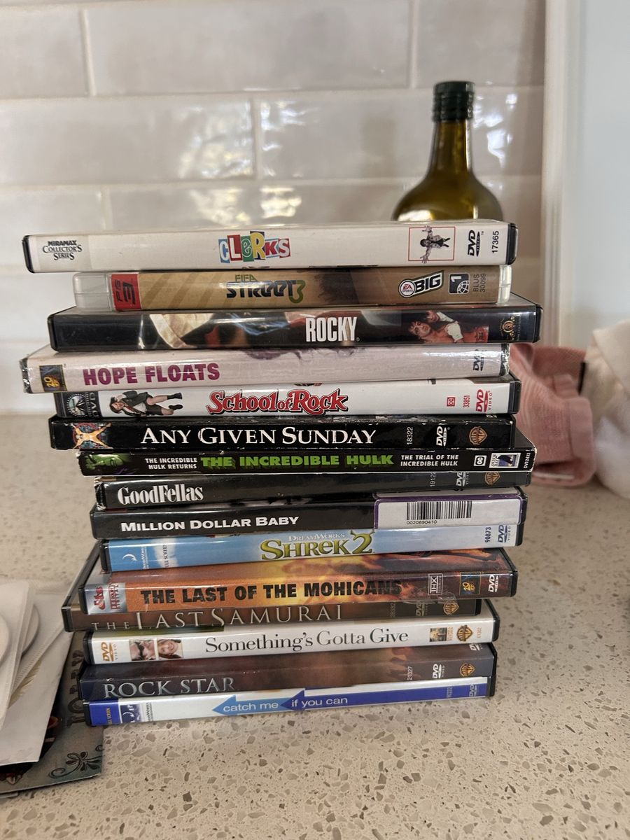 Mixed Lot of 15 DVDs: