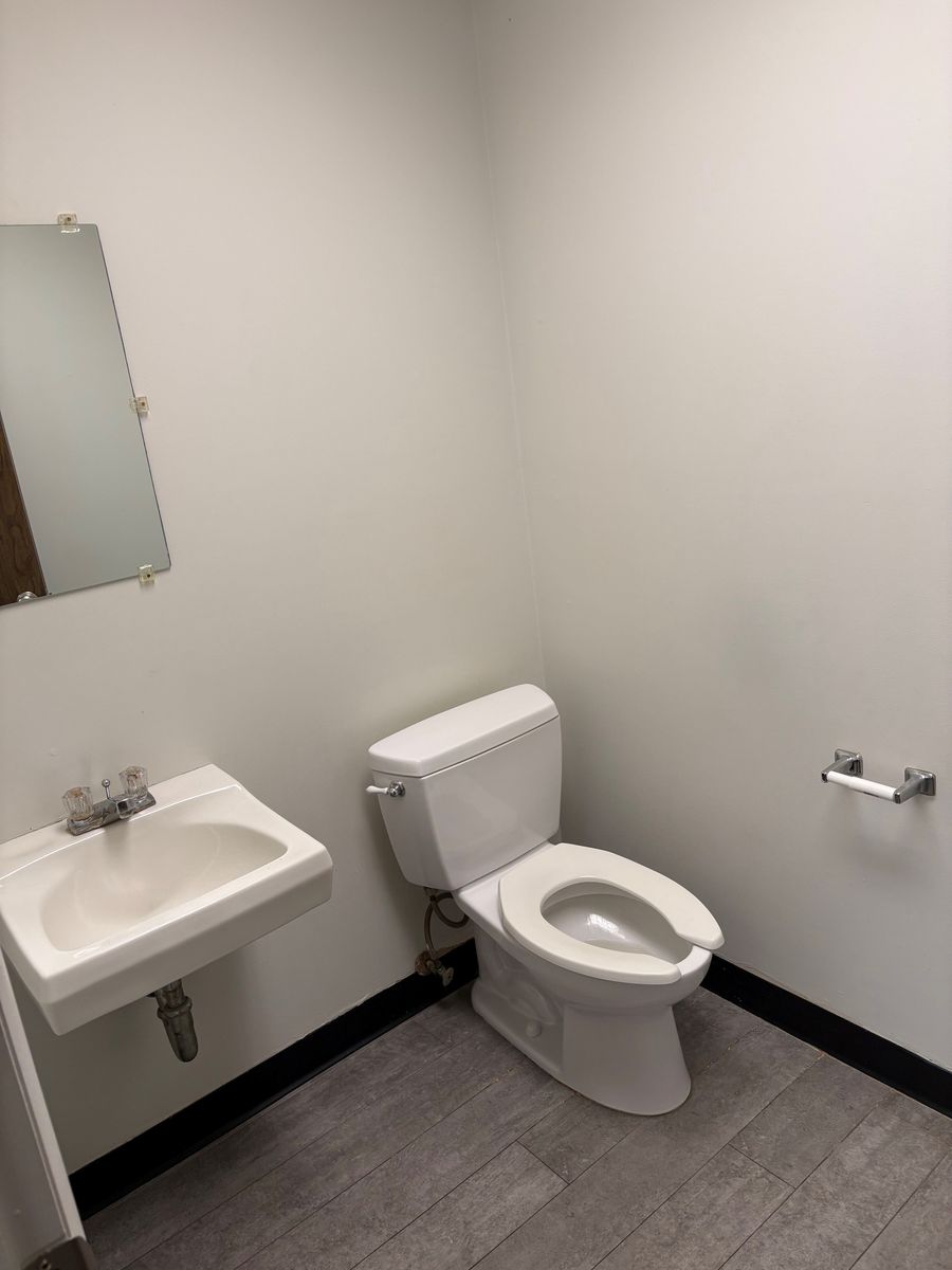 Main image 11