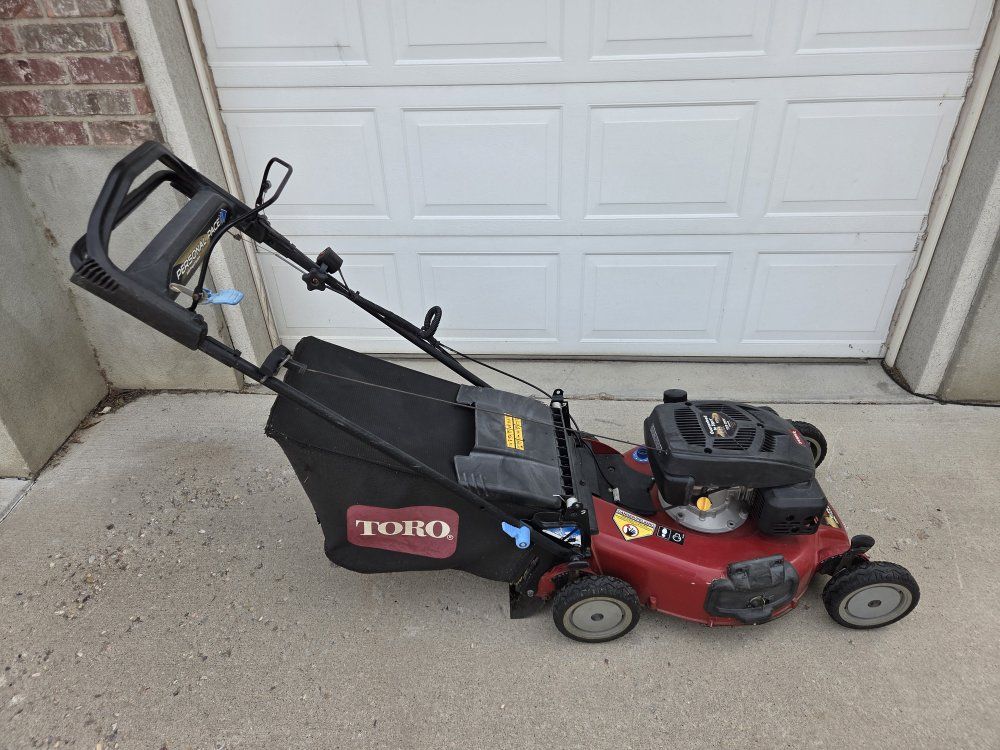 Toro self propelled lawn mower