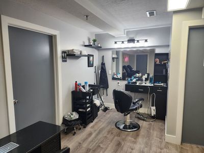 Hair Station Space for Rent - Orem