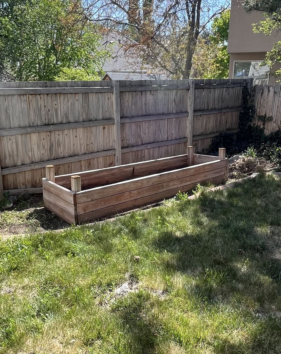 LARGE PLANTER BOX