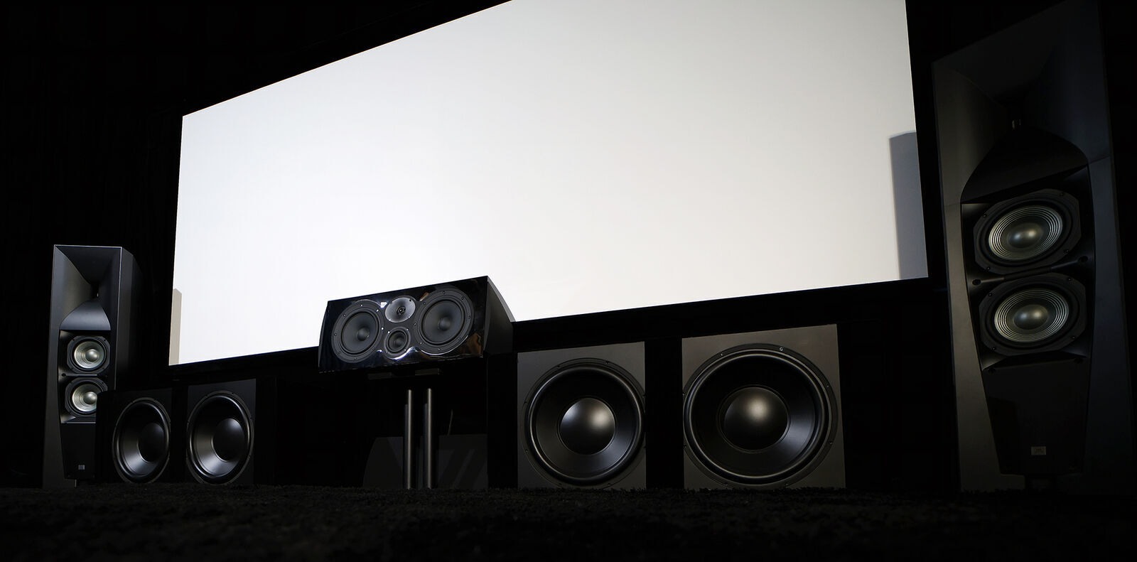 Seymour 2.35 Ratio, 140" wide, Glacier White Screen HIGHEND SCREEN! TRADE