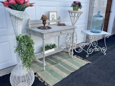 Various Vintage Items