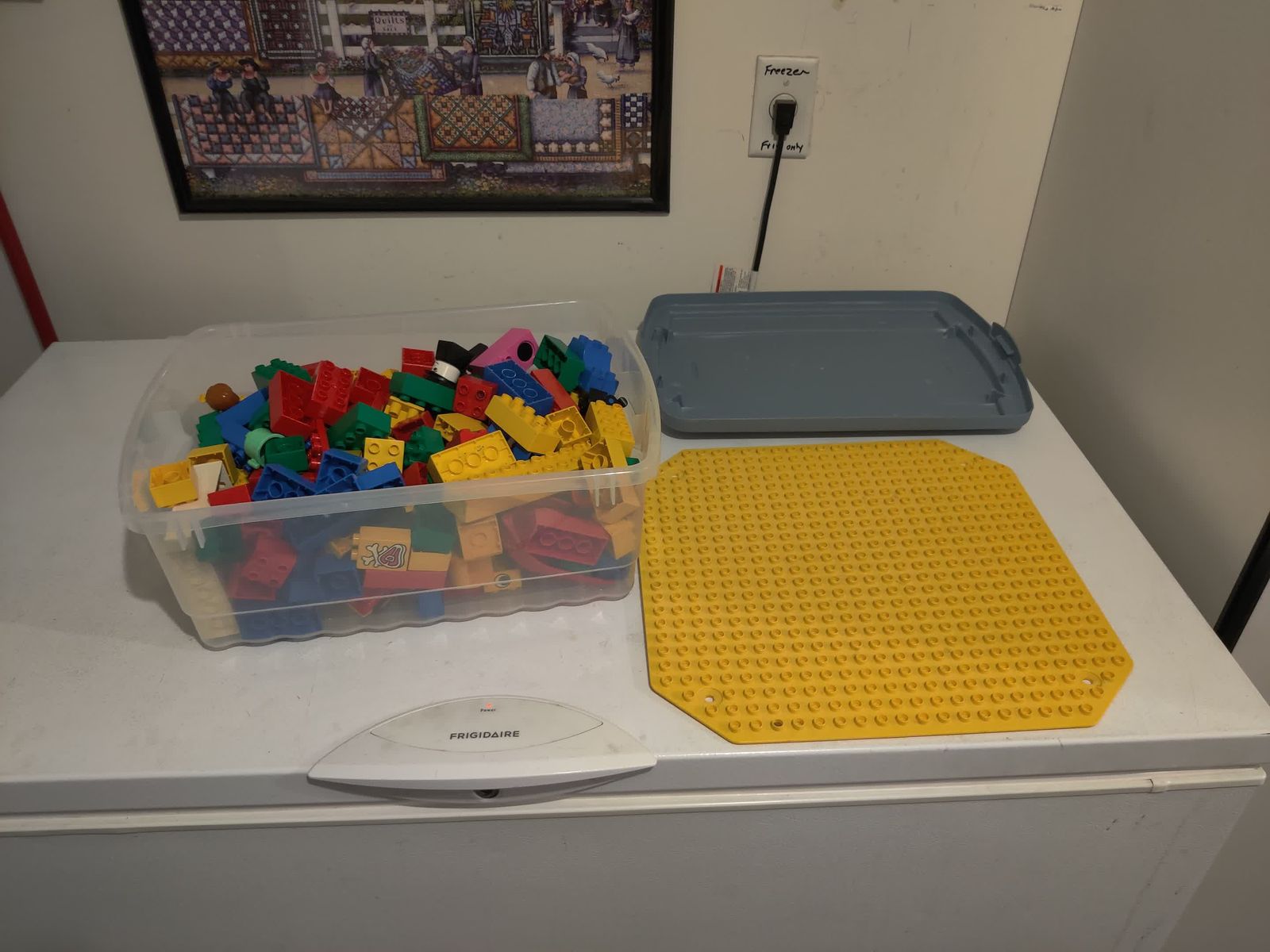 Vintage LEGO DUPLO 190 pieces 7.5 pounds