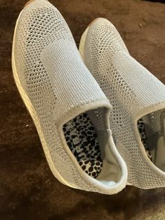 Womens shoes