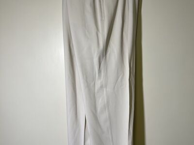 Tommy Bahama 36 W pants