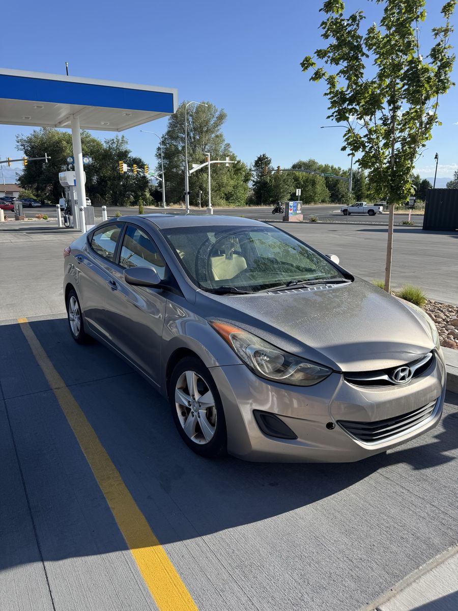 2013 Hyundai Elantra 