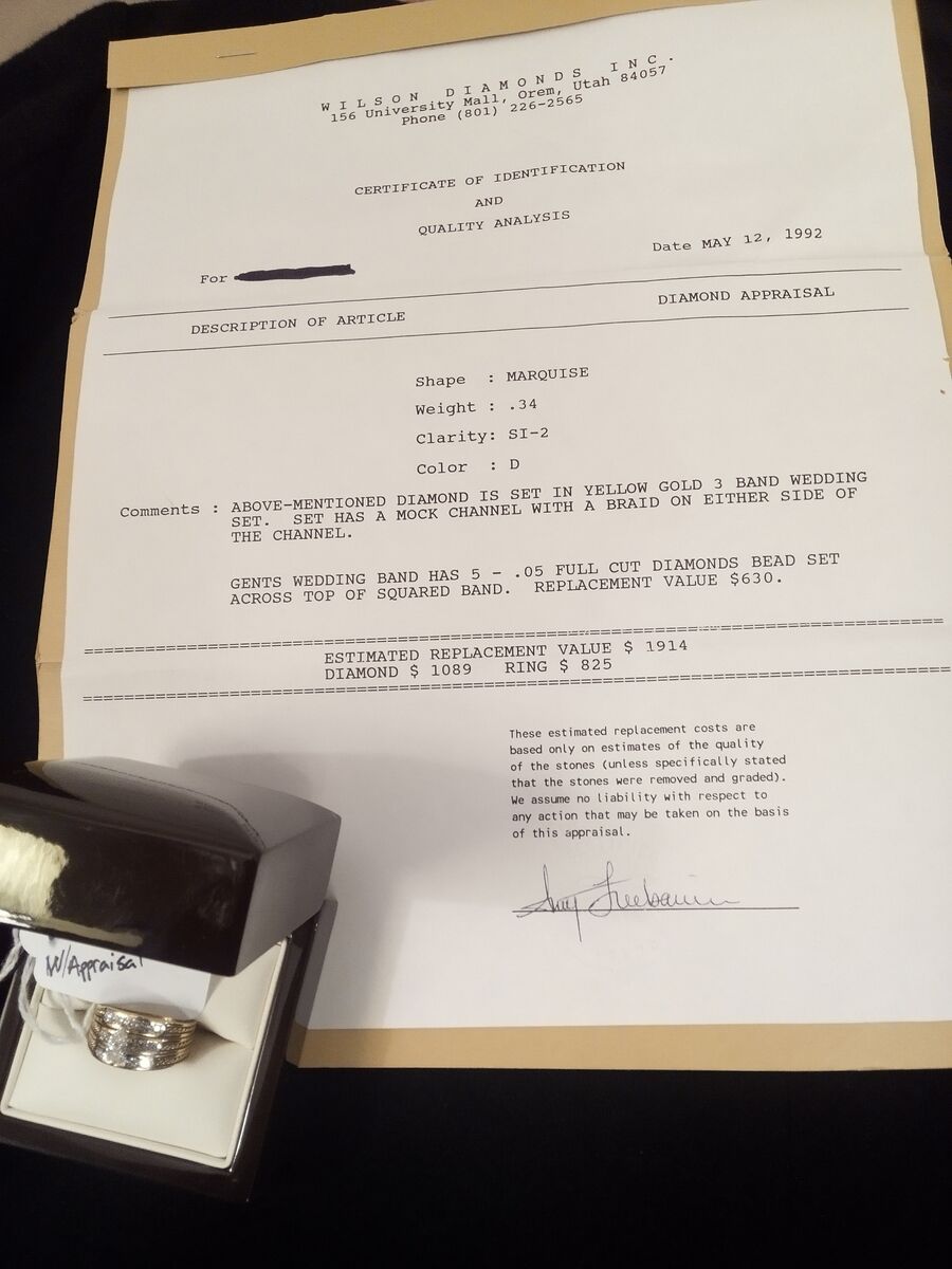 Beautiful 14 karat Diamond ring!