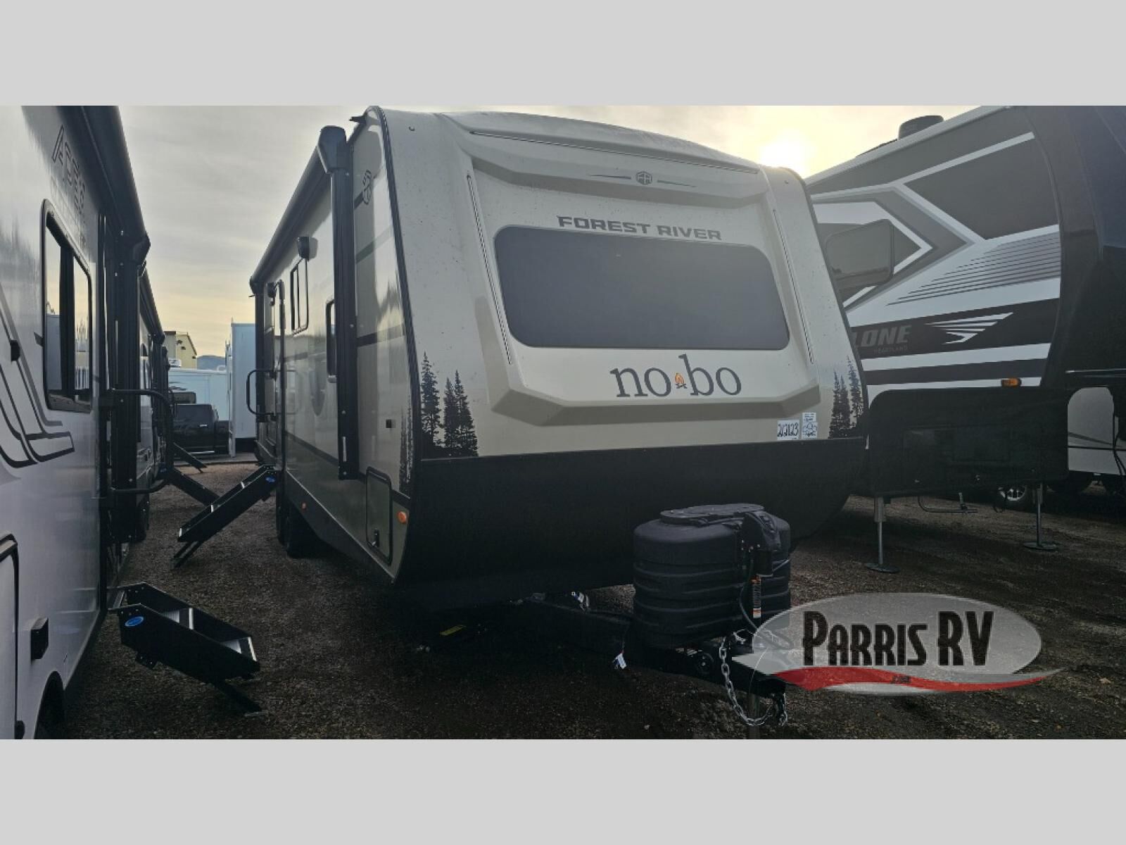 New 2026 Forest River RV No Boundaries NB20.8