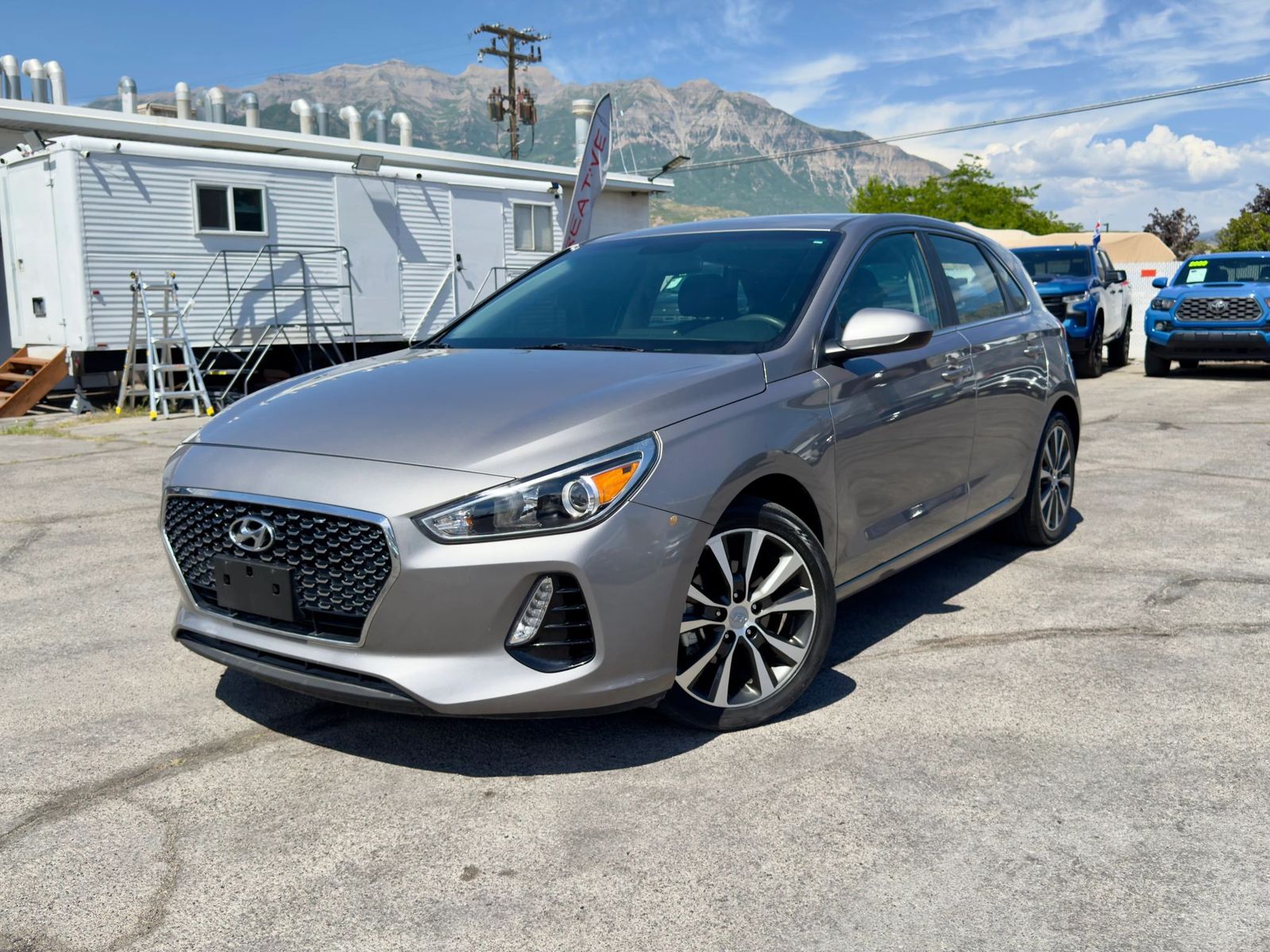 2020 Hyundai Elantra GT Base