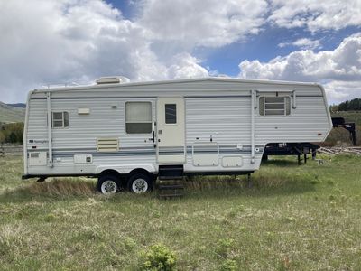 1998 Sunnybrook 5th Wheel