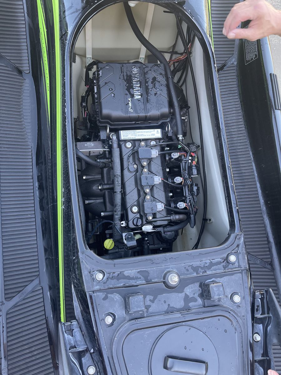 Main image 6