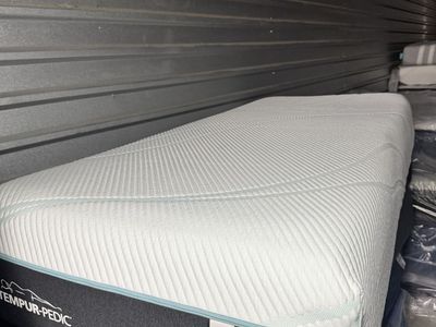 Tempurpedic pro adapt medium hybrid twin xl