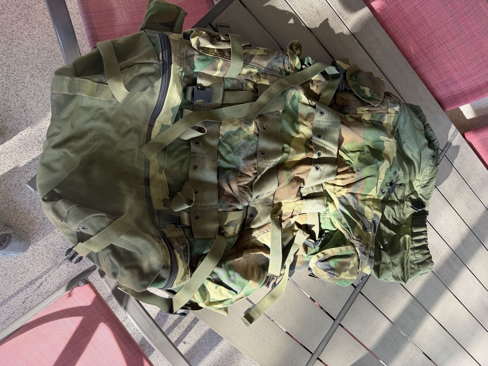 Main image 3
