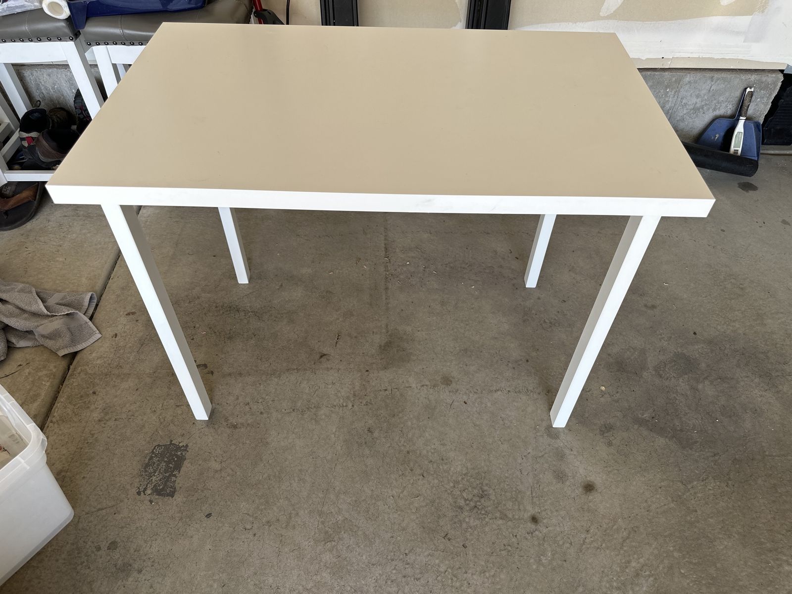 IKEA Linnmon table w/ legs