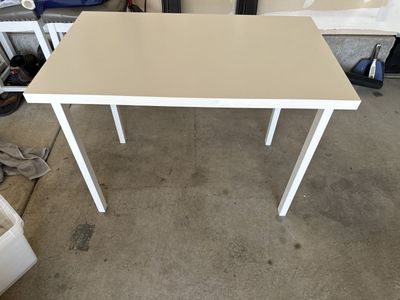 IKEA Linnmon table w/ legs
