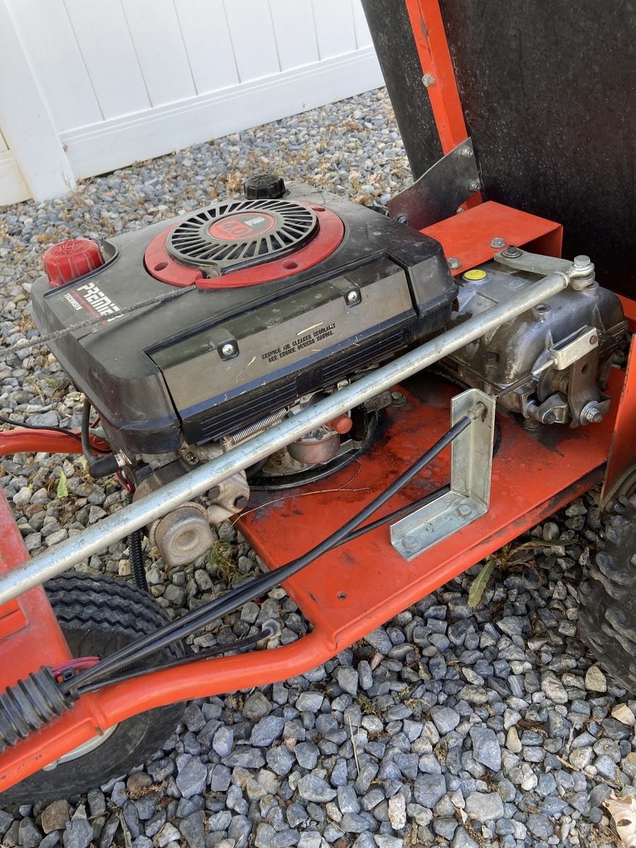 Main image 6