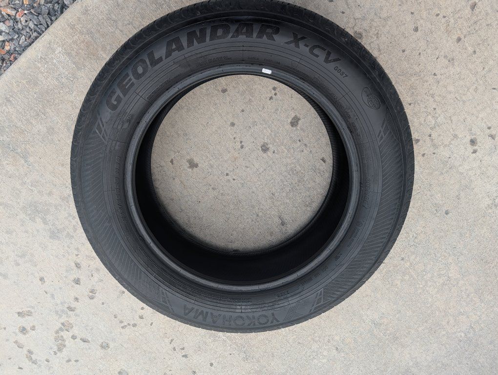 265/60 D20 Used Tires - Yokohama Geolander X-CV (2