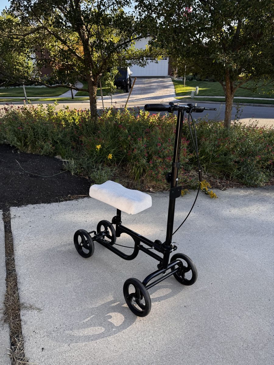 BodyMed Knee Scooter