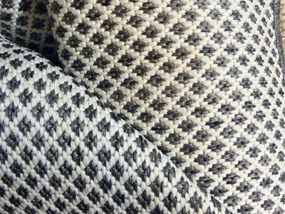 New. Indoor/Outdoor 6x9 Woven Geometric Area Rug - Charcoal and White Patterned