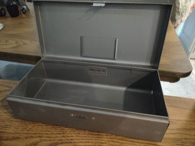 CASH or DOCUMENT METAL STORAGE BOX