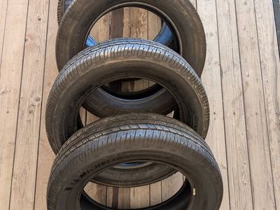 255-60-20 - Set Of 4 Brand New Michelin Defender LTX MS2