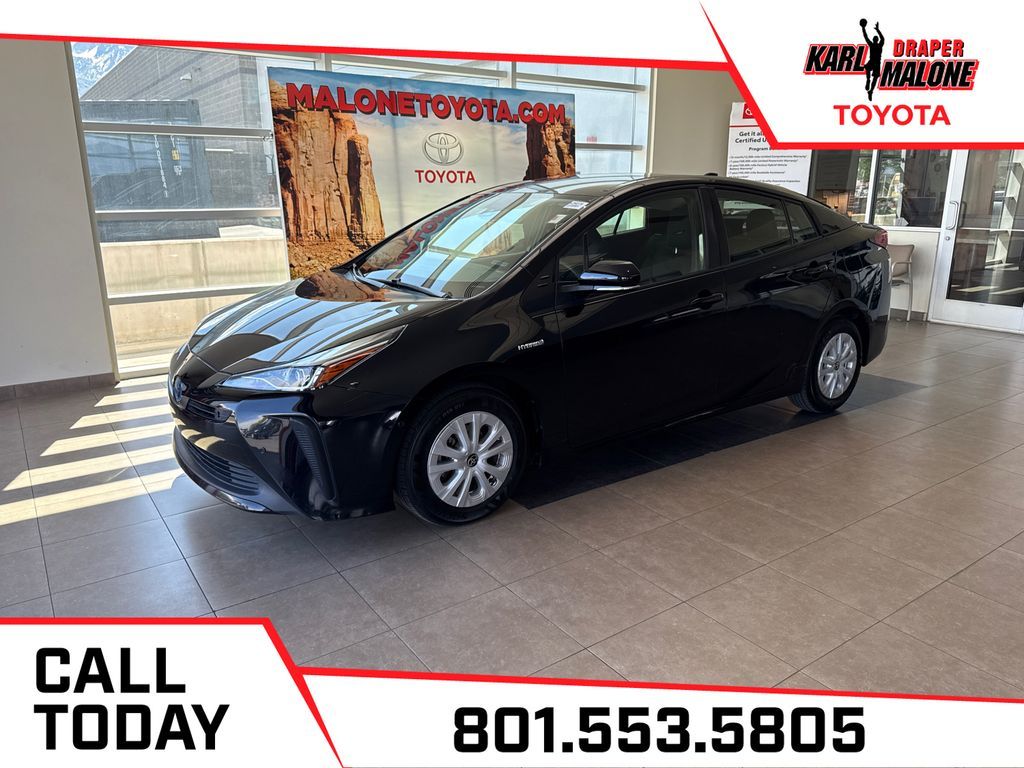 2022 Toyota Prius LE
