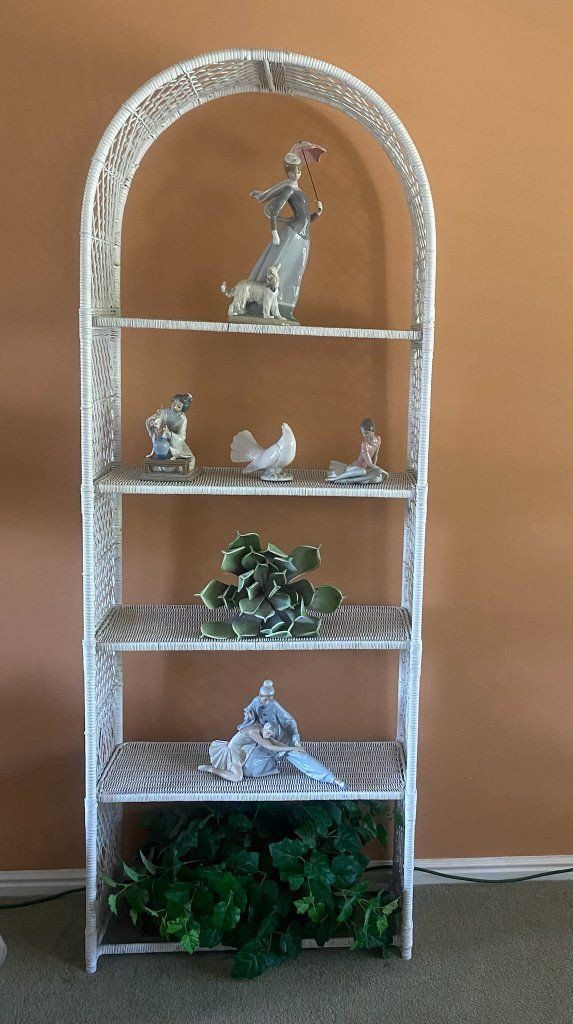 White Wicker Arch Top 5-Tier Bookshelf / Display Shelf
