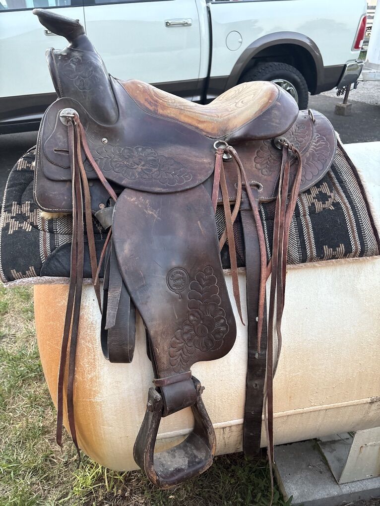 15 Inch Colorado Saddle