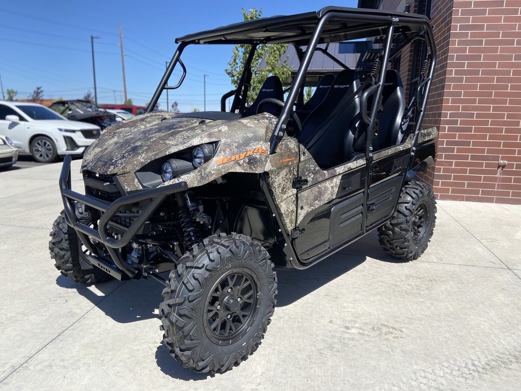 2025 Kawasaki Teryx4™ S Camo