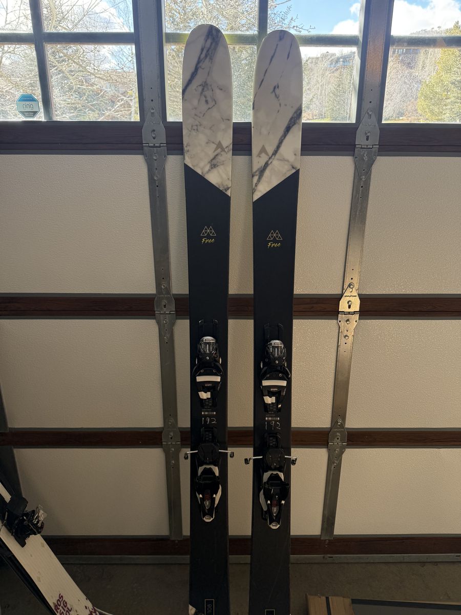 Dynastar M-Free 108 Skis (192cm) w Look 12 Binding