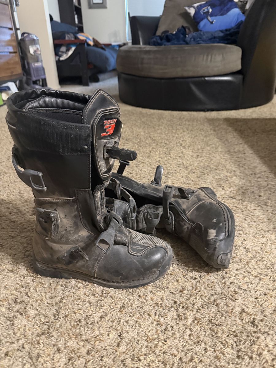 Alpinestars Tech 3 size 6